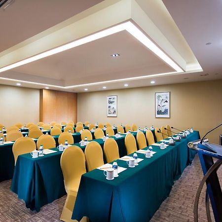 ג'יאן The Grand Plaza Hotel מראה חיצוני תמונה