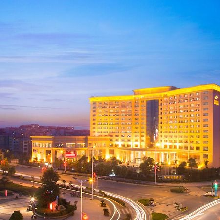 ג'יאן The Grand Plaza Hotel מראה חיצוני תמונה