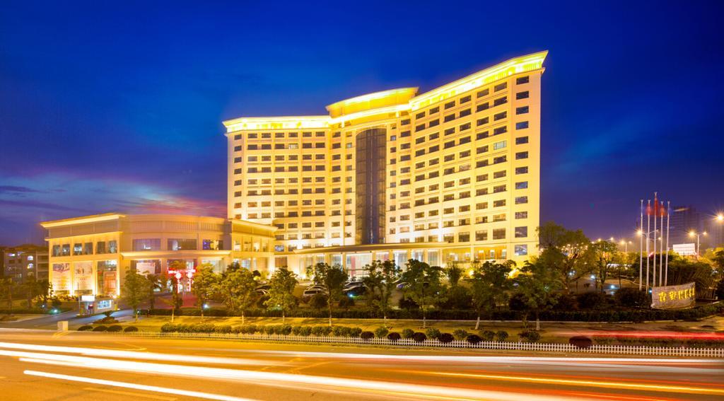 ג'יאן The Grand Plaza Hotel מראה חיצוני תמונה