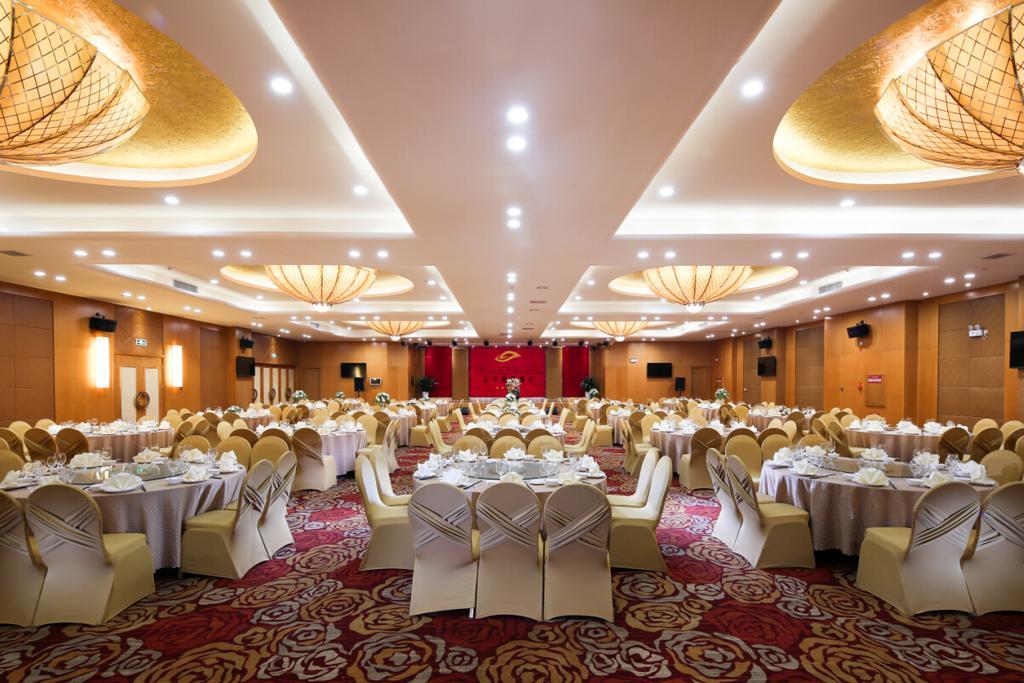 ג'יאן The Grand Plaza Hotel מראה חיצוני תמונה