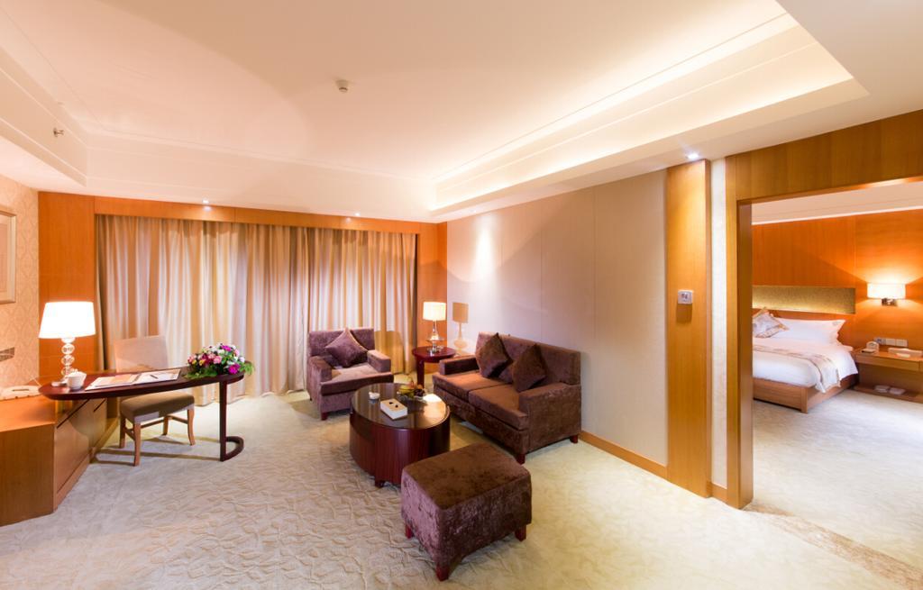 ג'יאן The Grand Plaza Hotel חדר תמונה