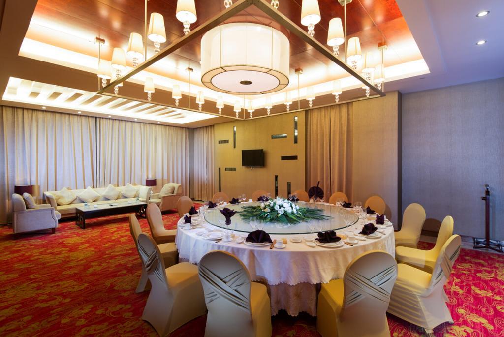 ג'יאן The Grand Plaza Hotel מראה חיצוני תמונה