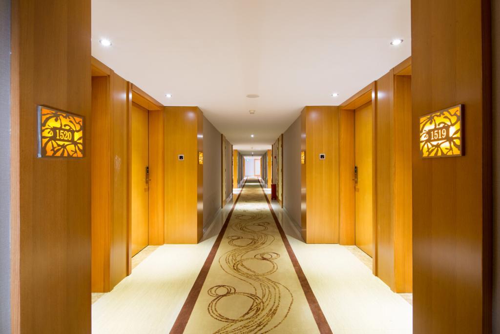 ג'יאן The Grand Plaza Hotel מראה חיצוני תמונה
