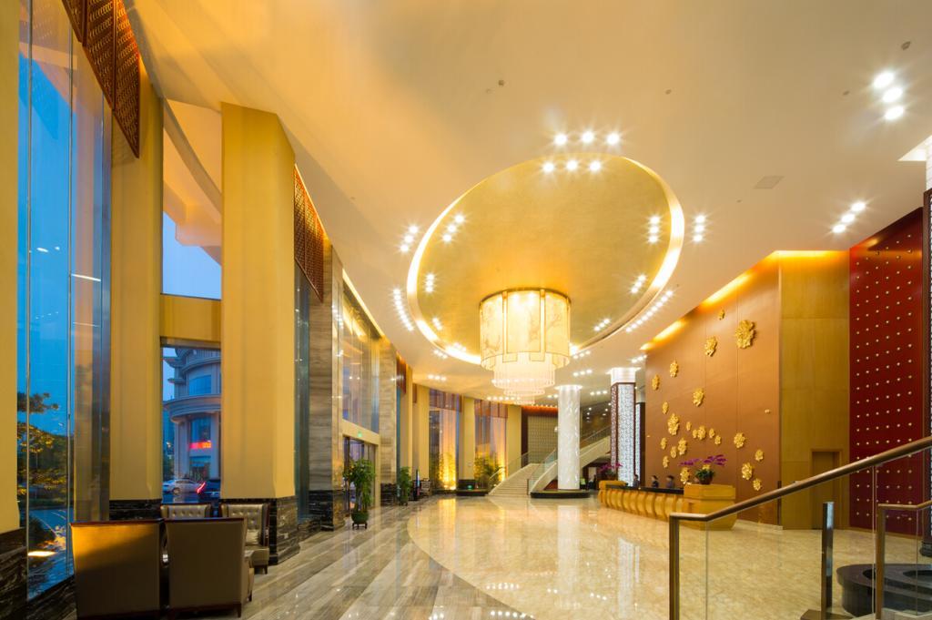 ג'יאן The Grand Plaza Hotel מראה חיצוני תמונה