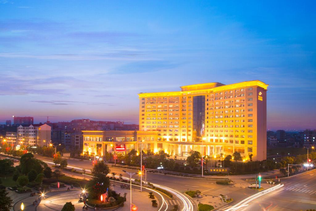 ג'יאן The Grand Plaza Hotel מראה חיצוני תמונה